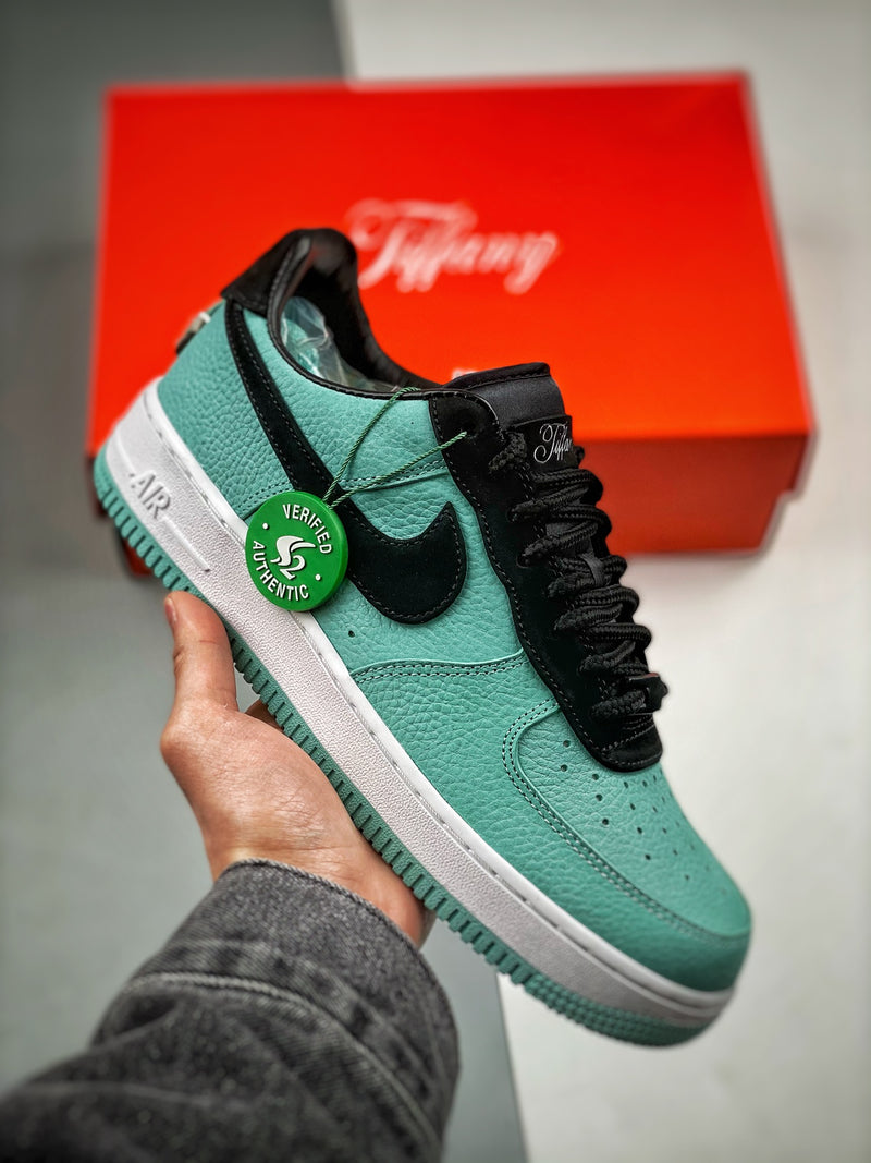 NIKE AIR FORCE 1 LOW X  TIFFANY &CO