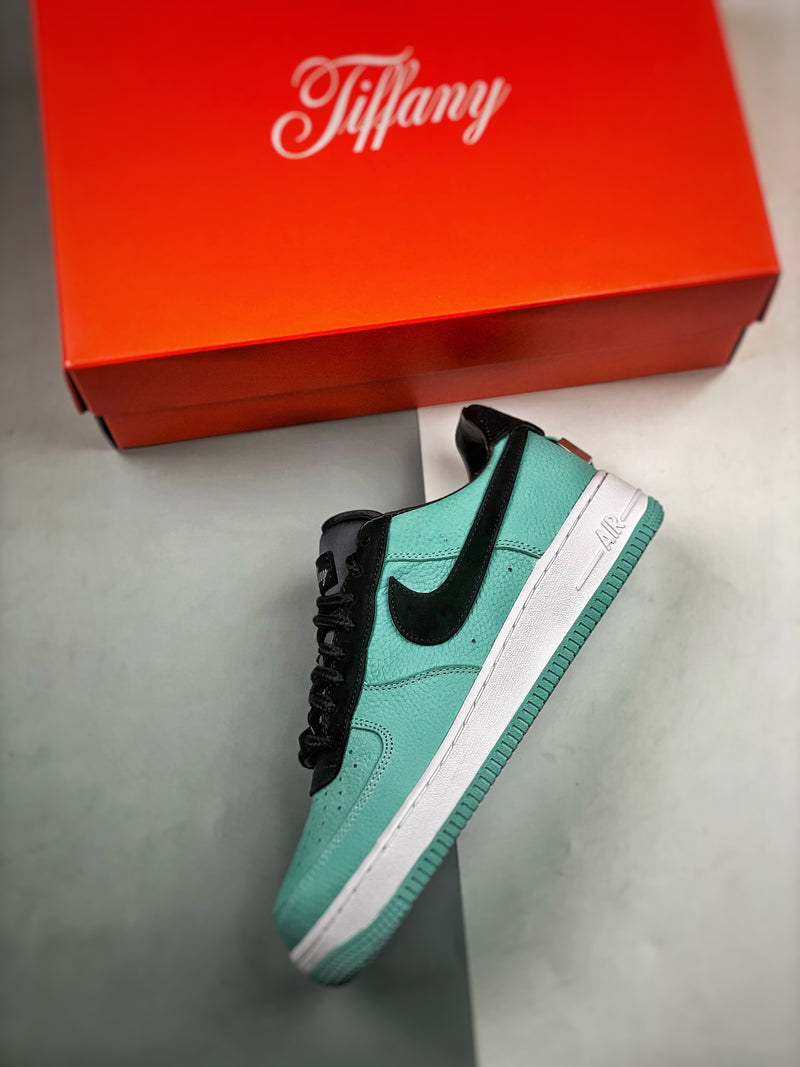 NIKE AIR FORCE 1 LOW X  TIFFANY &CO