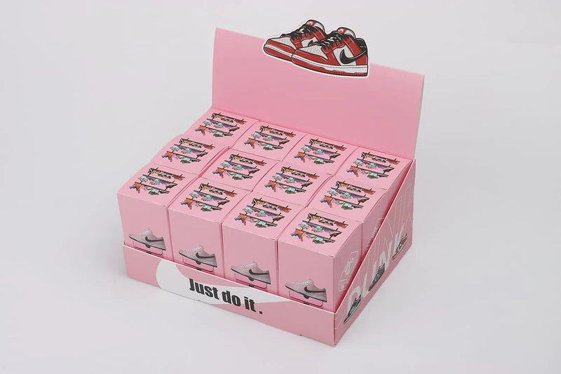 Mystery Box - Mini Sneakers - Box com 12 PCS