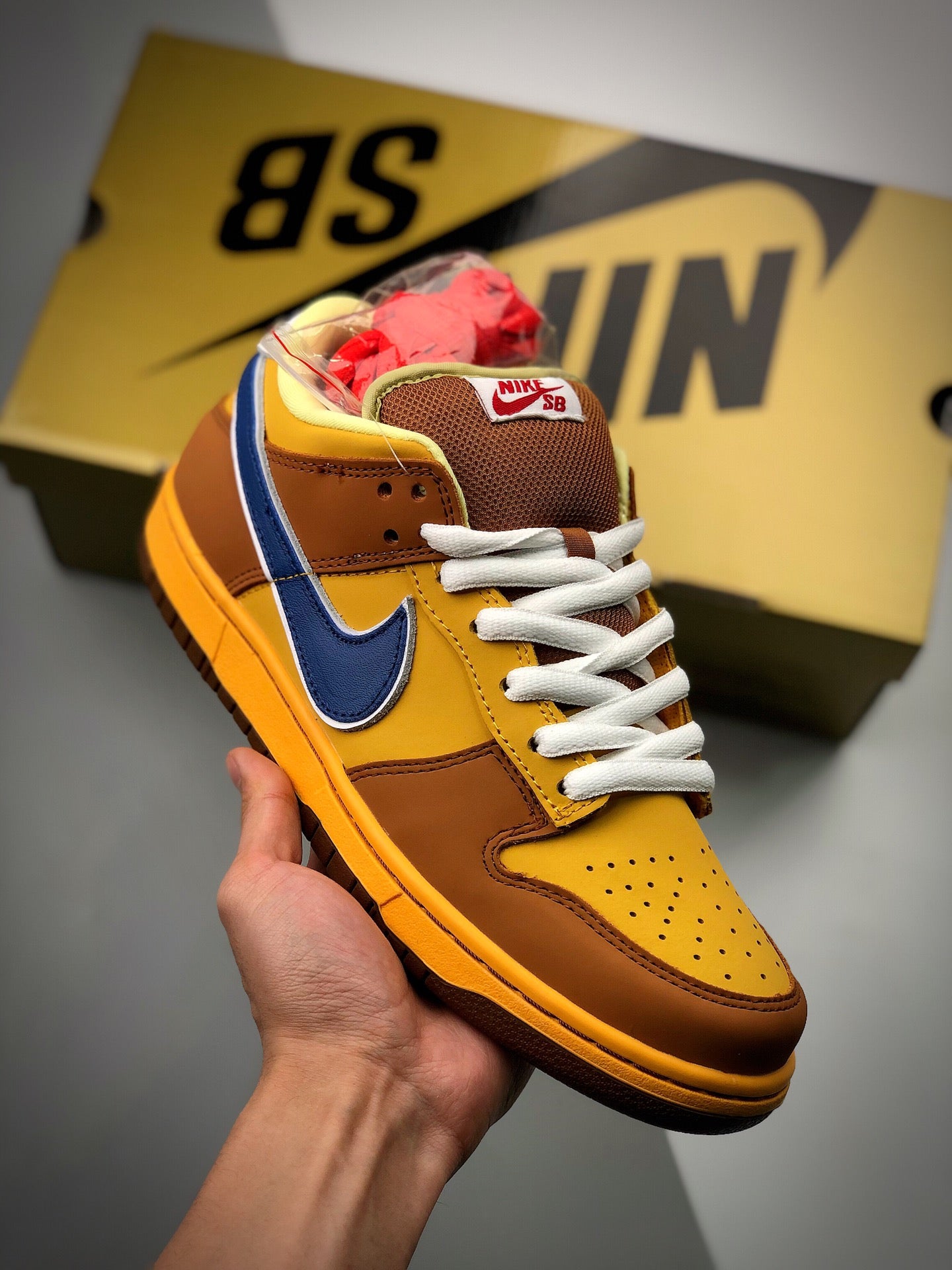 Nike sb hot sale dunk low newcastle