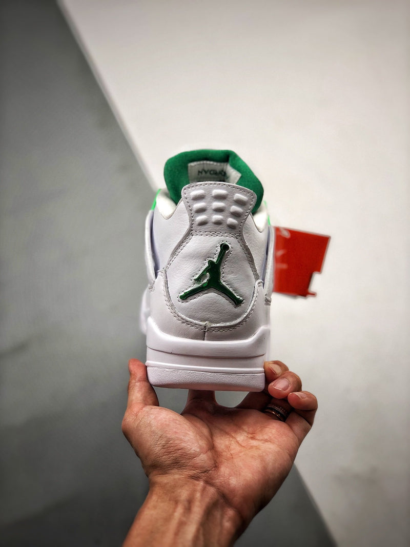 Air Jordan 4 Retro "Metallic Green"