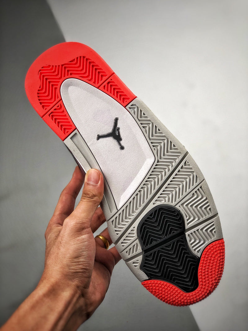 Air Jordan 4 Retro "Hot Lava"