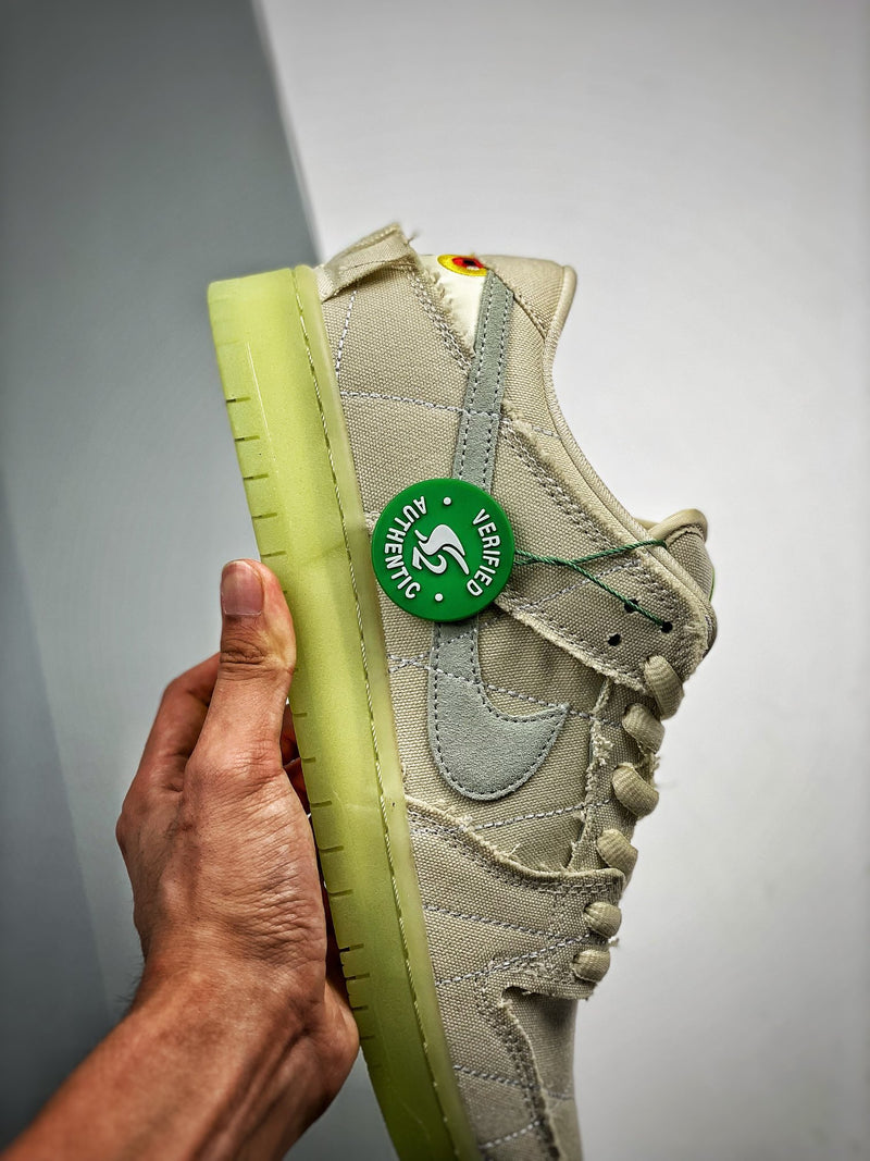 SB Dunk "Mummy"