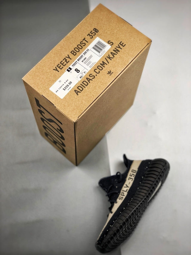 Yeezy 350 V2 "Oreo"