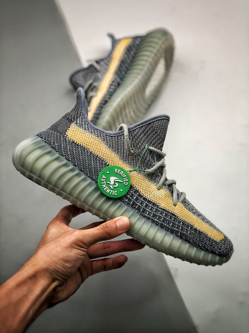 Yeezy 350 V2 "Ash Blue"