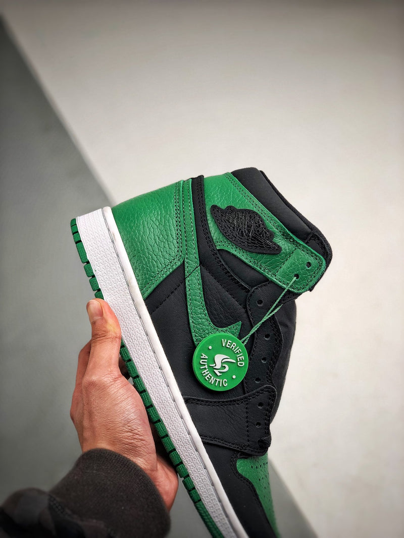 Air Jordan 1 Retro High "Pine Green Black"