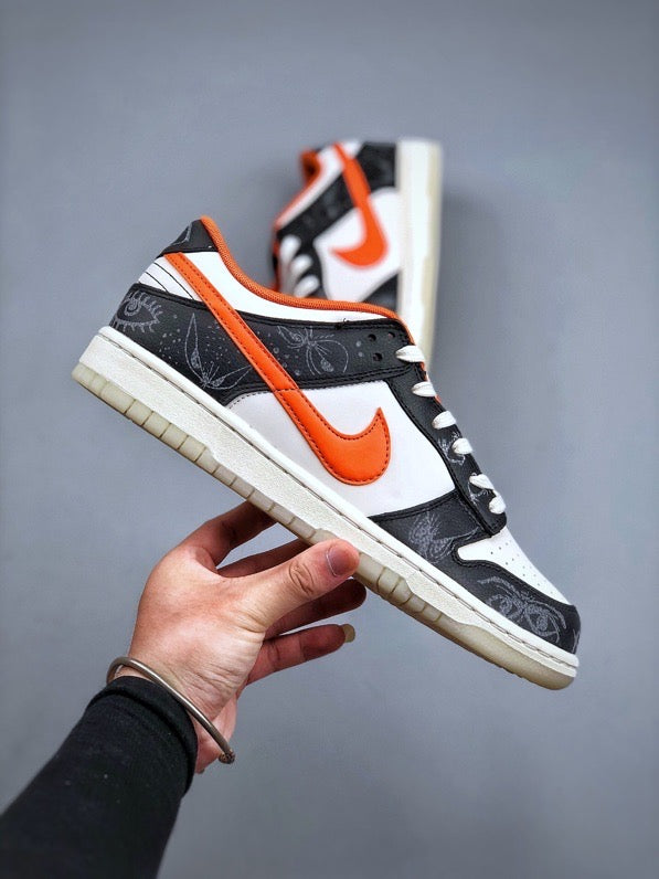 SB Dunk "Halloween Orange"