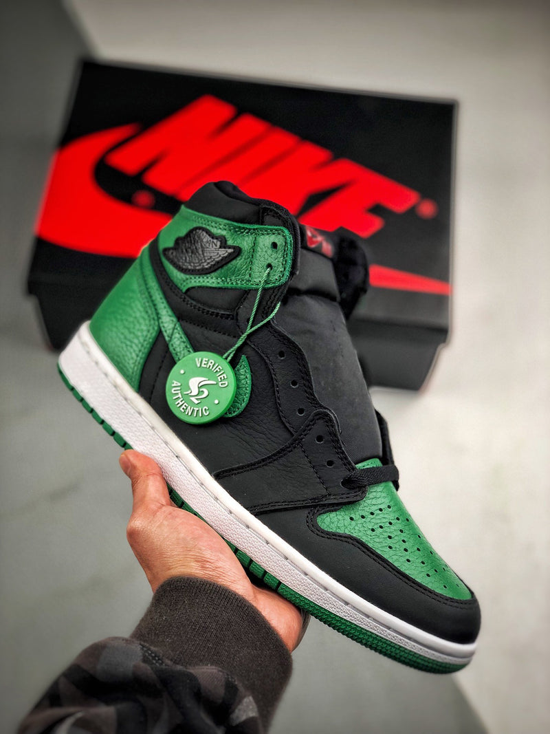 Air Jordan 1 Retro High "Pine Green Black"