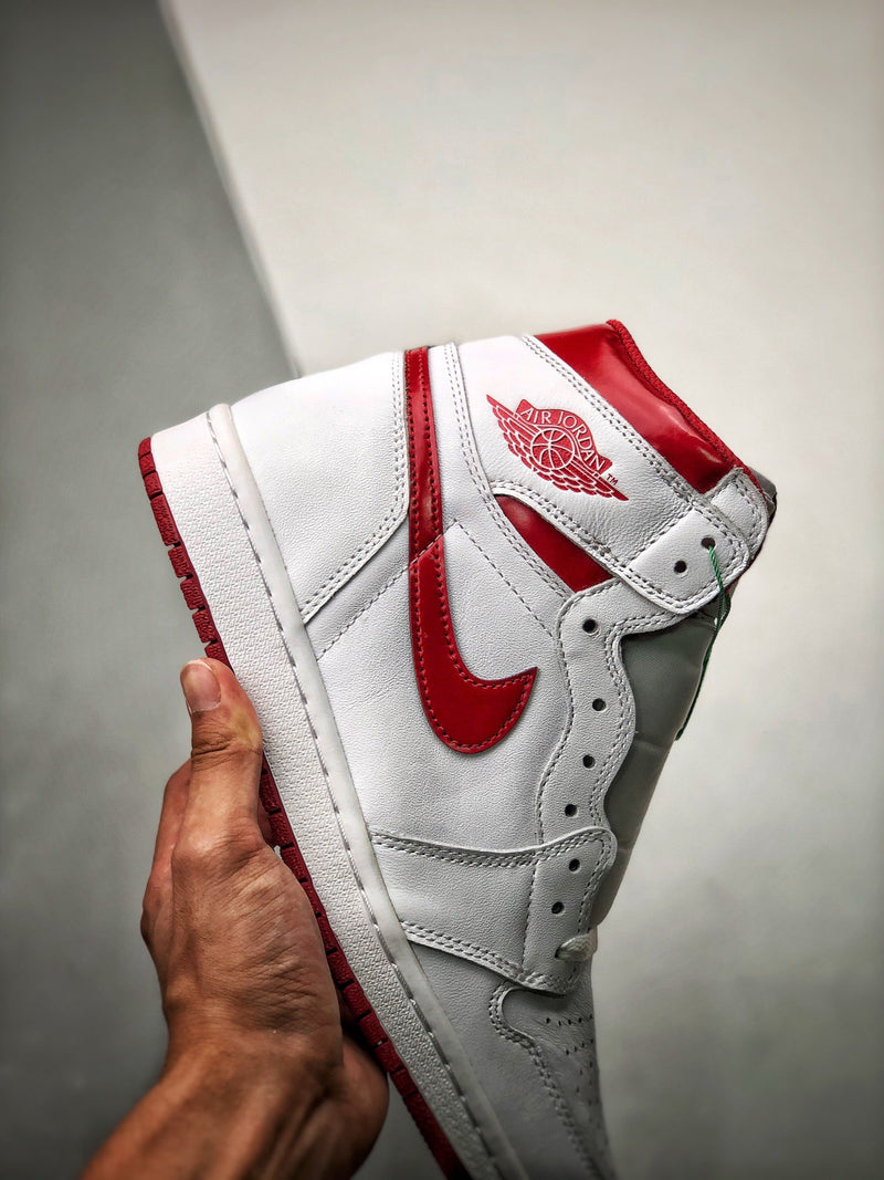 Air Jordan 1 High "Metalic Red"