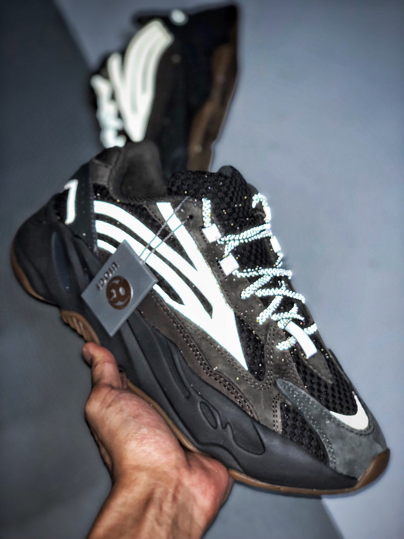 Yeezy 700 V2 "Geode"