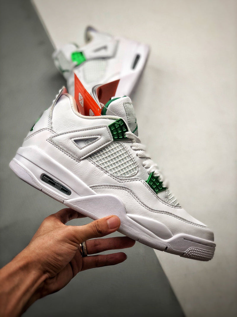 Air Jordan 4 Retro "Metallic Green"