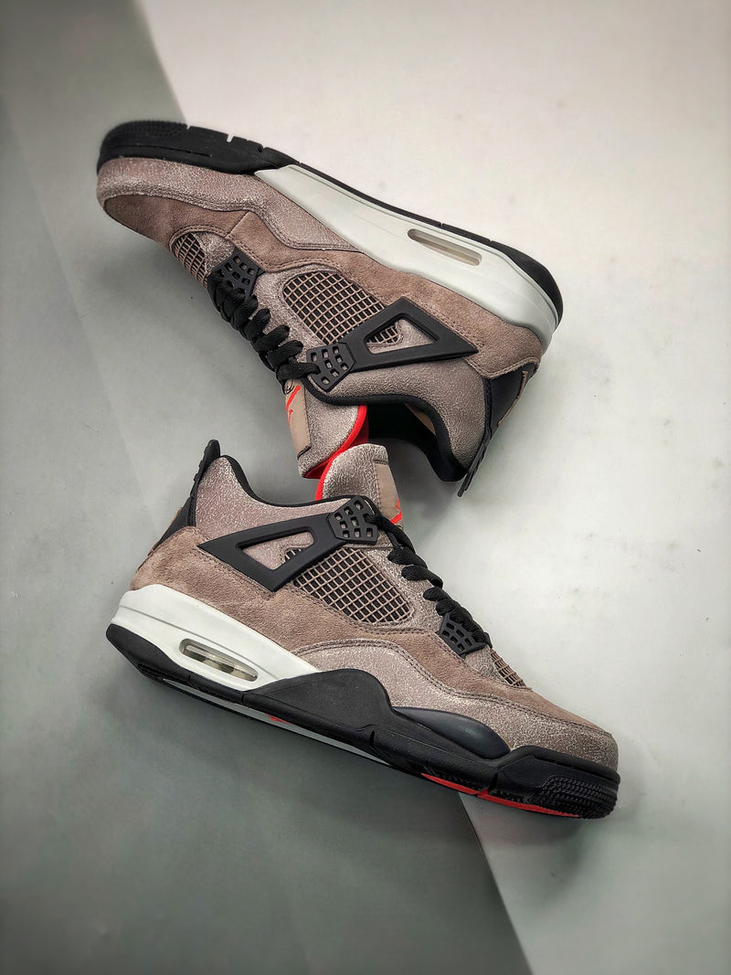 Air Jordan 4 Retro "Taupe Haze"