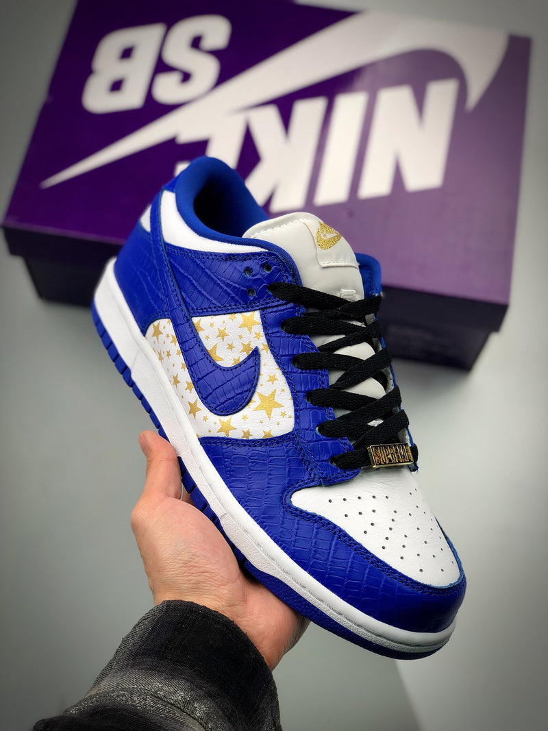 SB Dunk Low x Supreme "Stars Hyper Royal"