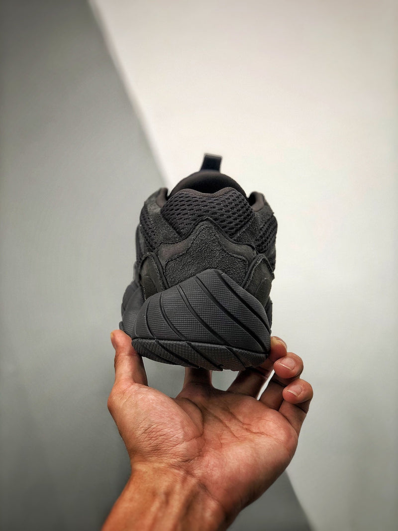 Yeezy 500 "Utility Black"