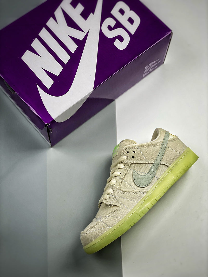 SB Dunk "Mummy"