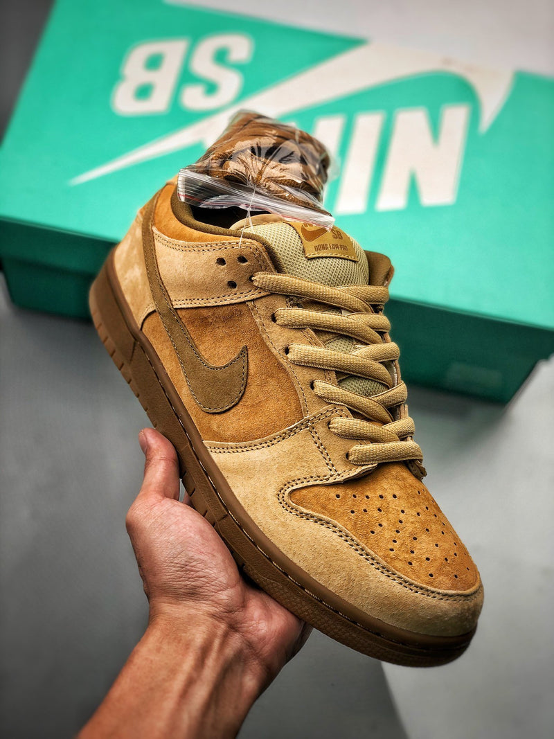 SB Dunk Low "Wheat"