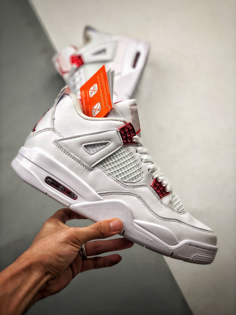 Air Jordan 4 Retro "Metallic Red"