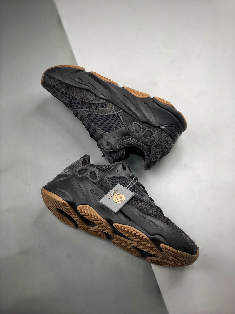 Yeezy 700 "Utility Black"