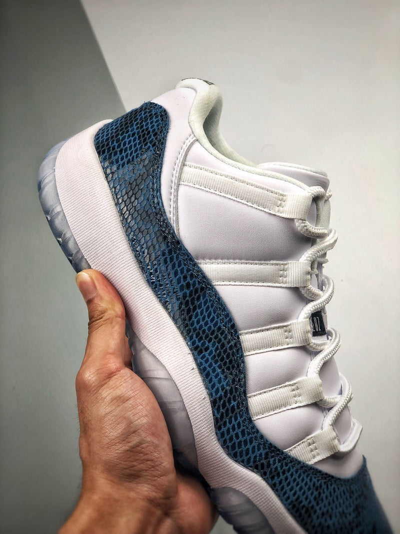 Air Jordan 11 Low "Navy Snakeskin"