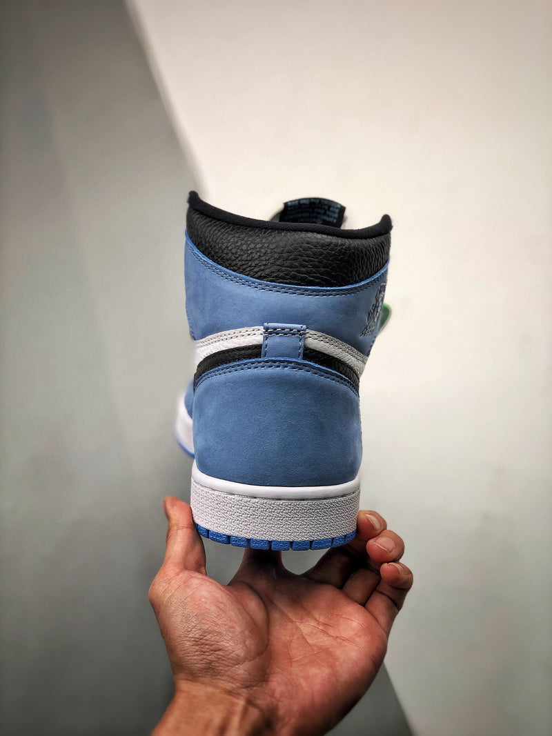 Air Jordan 1 Retro High "University Blue"