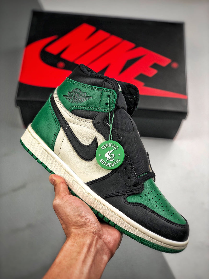 Air Jordan 1 Retro High "Pine Green"