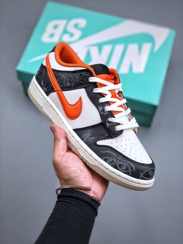 SB Dunk "Halloween Orange"