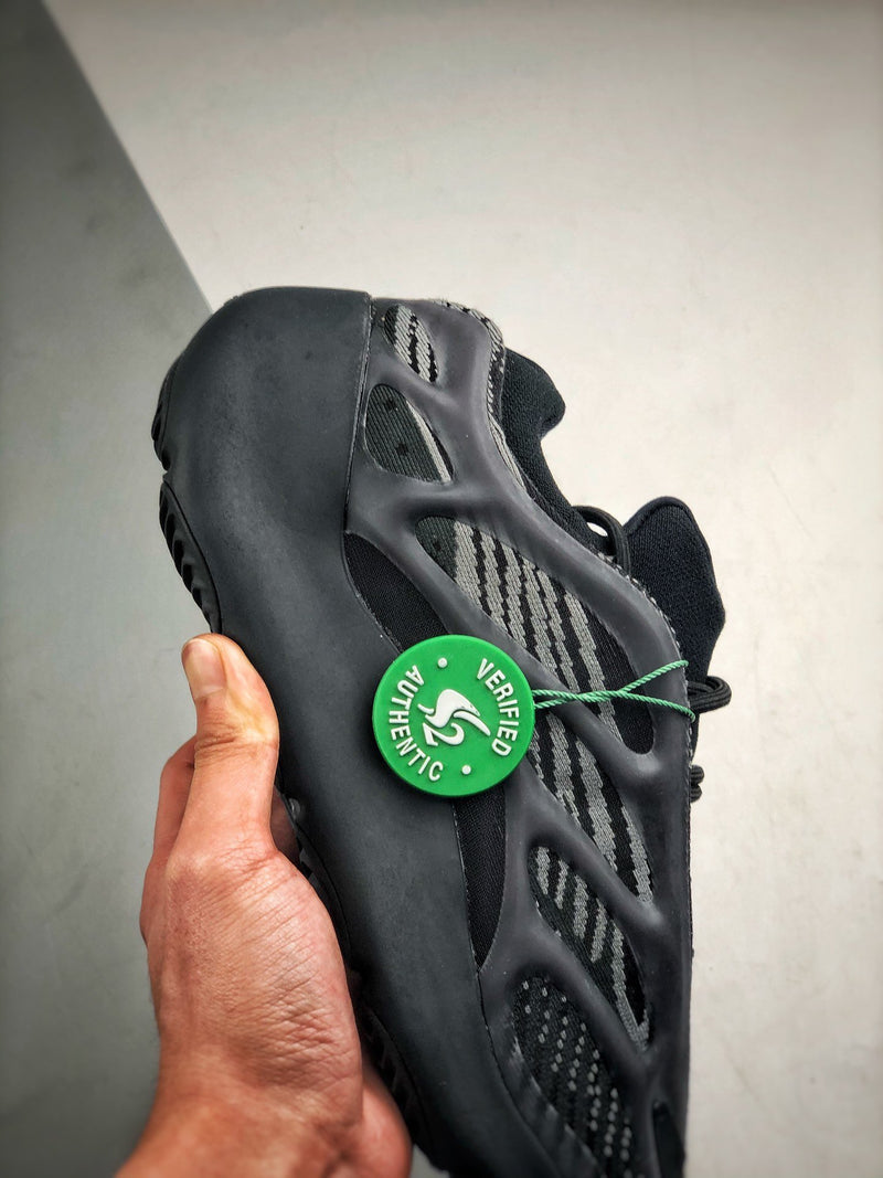 Yeezy 700 V3 "Alvah"