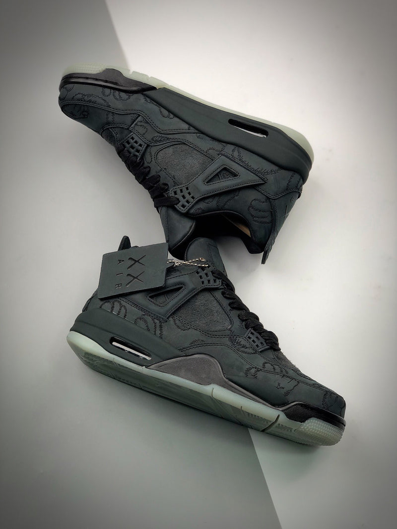 Air Jordan 4 Retro "Kaws Black"