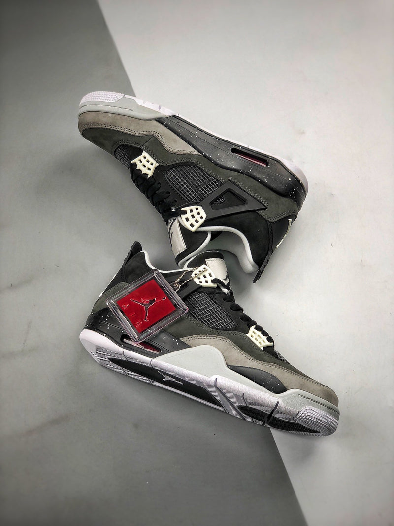 Air Jordan 4 Retro "Fear"