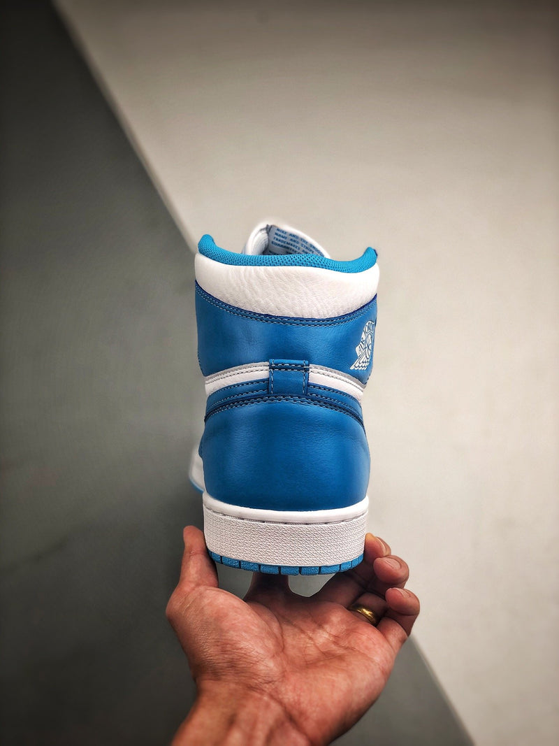 Air Jordan 1 Retro High "UNC"