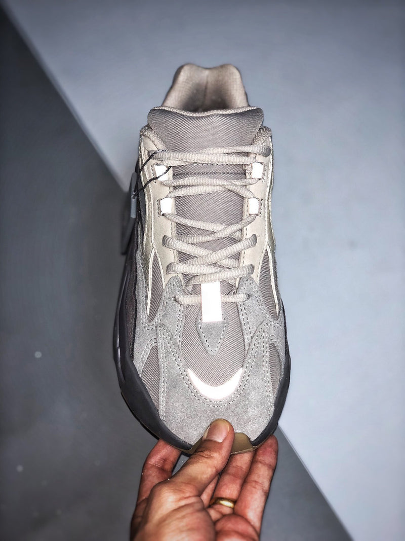 Yeezy 700 V2 "Tephra"