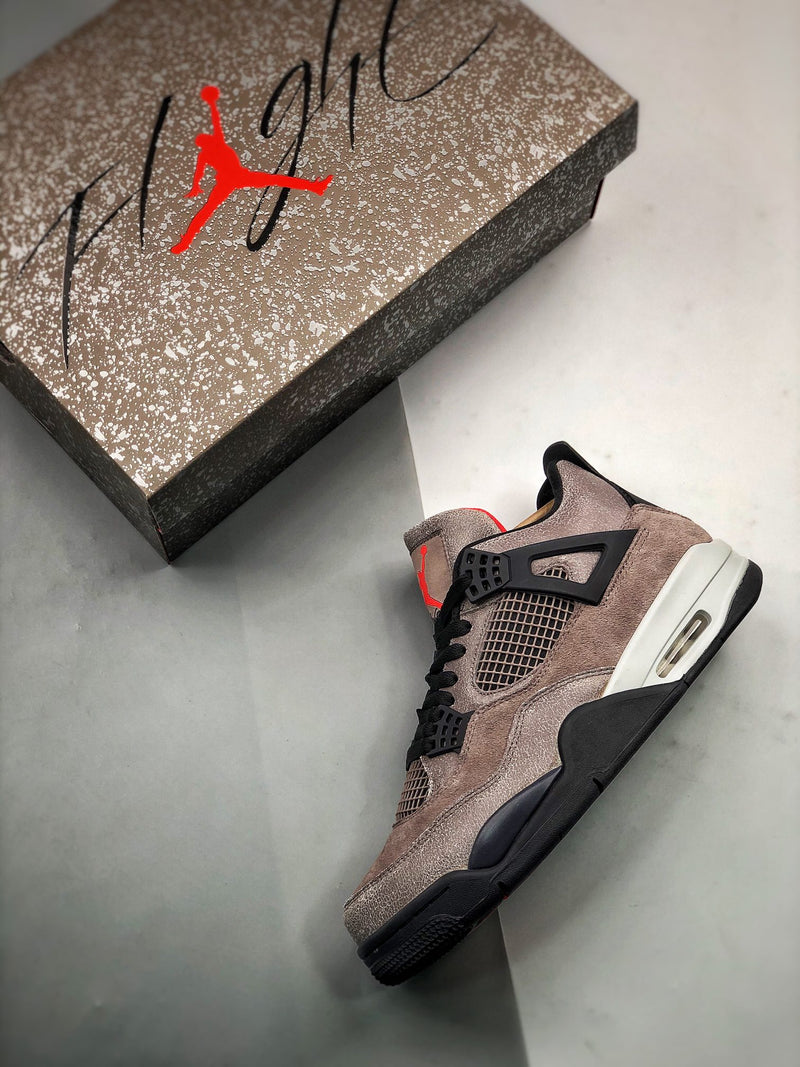 Air Jordan 4 Retro "Taupe Haze"