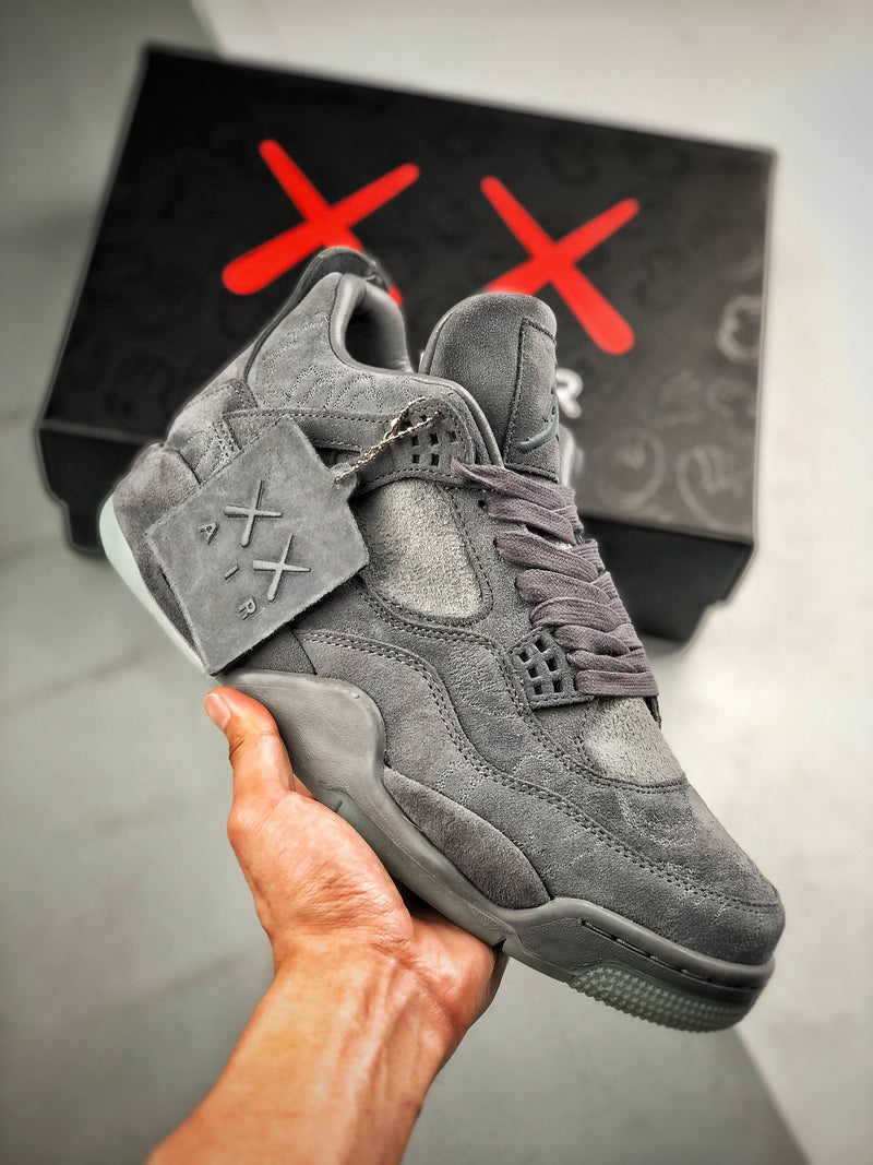 Air Jordan 4 Retro "Kaws"