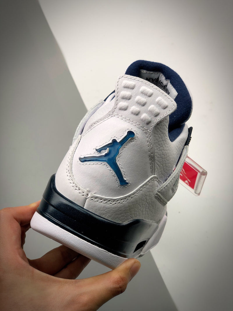 Air Jordan 4 Retro "Columbia"