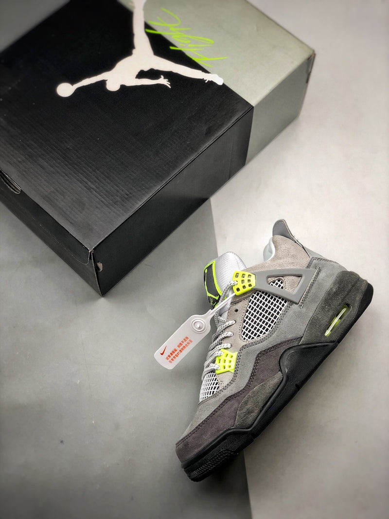 Air Jordan 4 Retro "Neon"