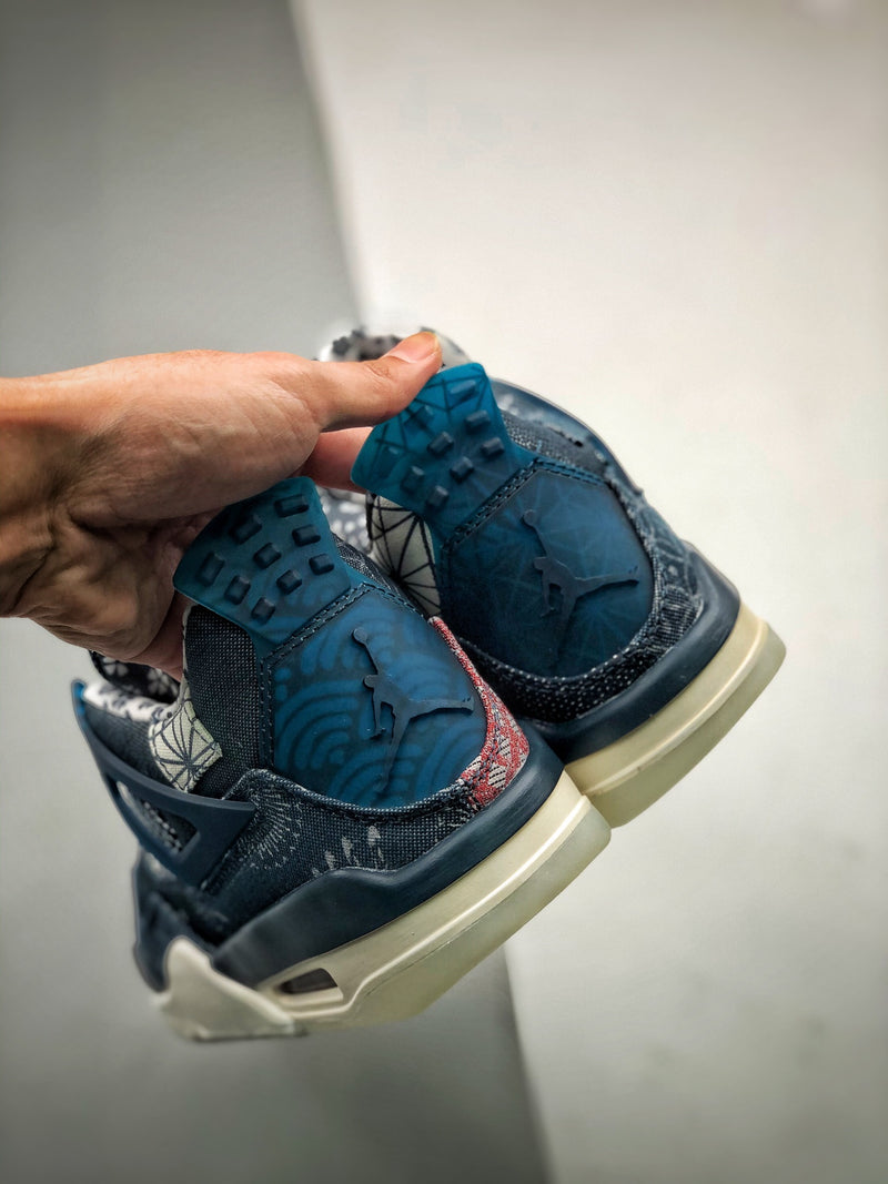 Air Jordan 4 Retro "Deep Ocean"