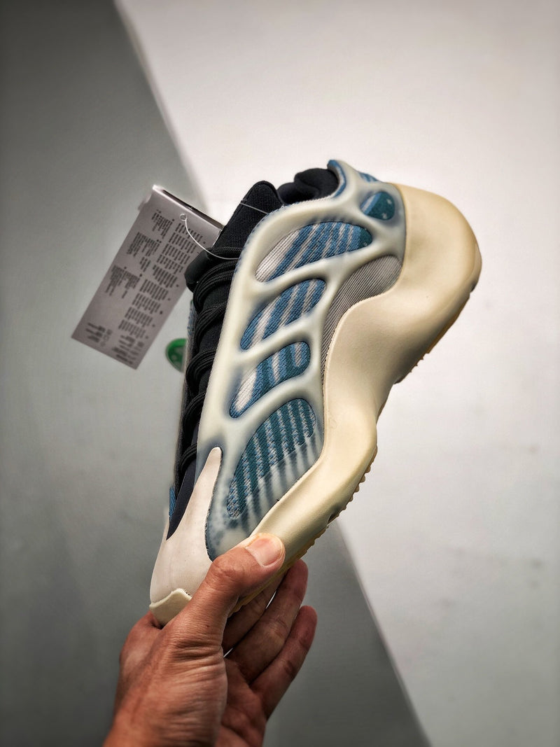 Yeezy 700 V3 "kyanite"