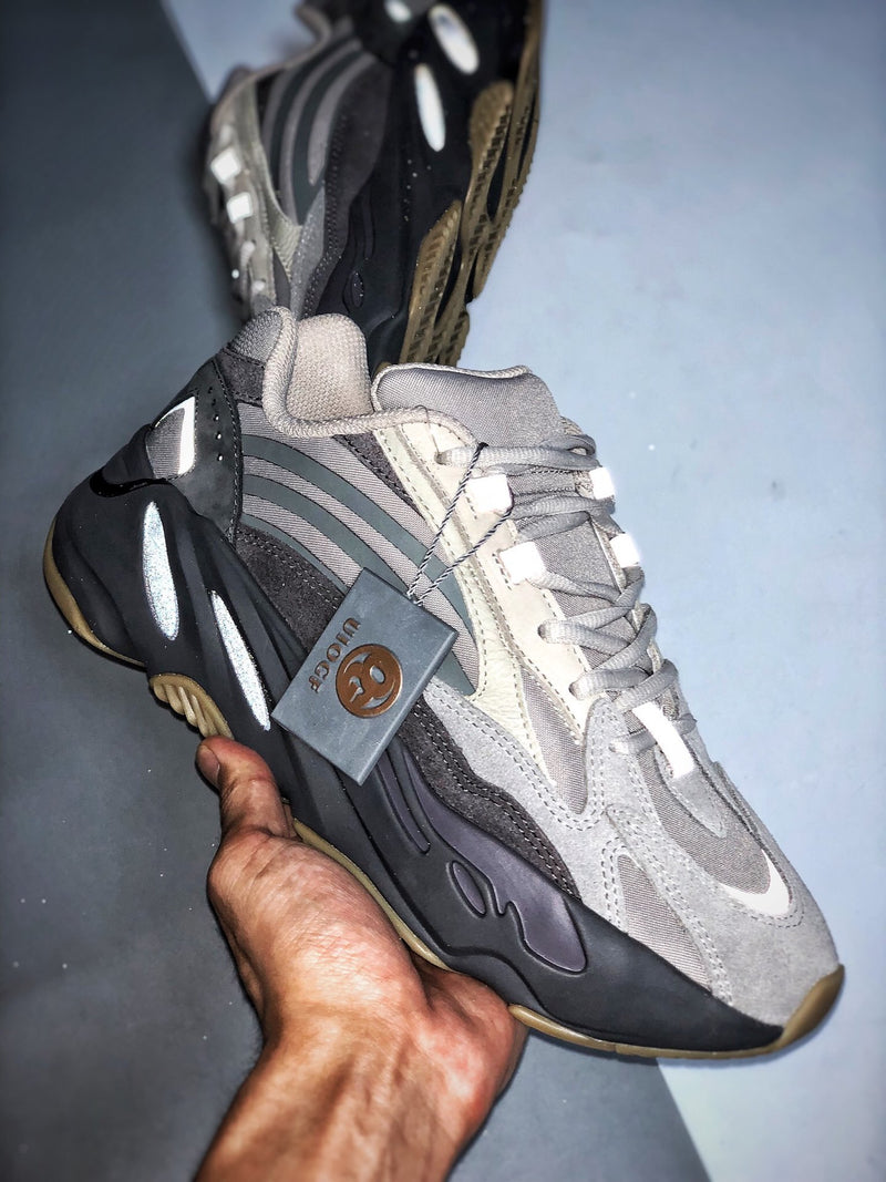 Yeezy 700 V2 "Tephra"