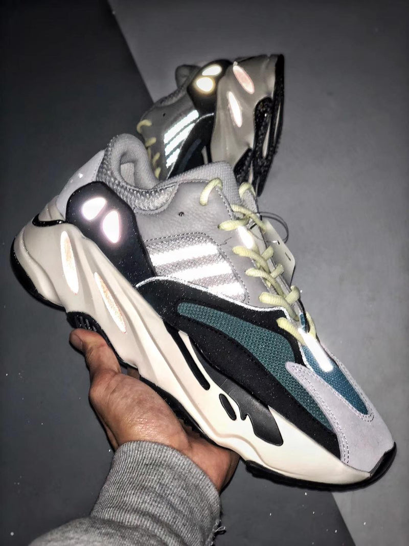 Yeezy 700 "Wave Runner"