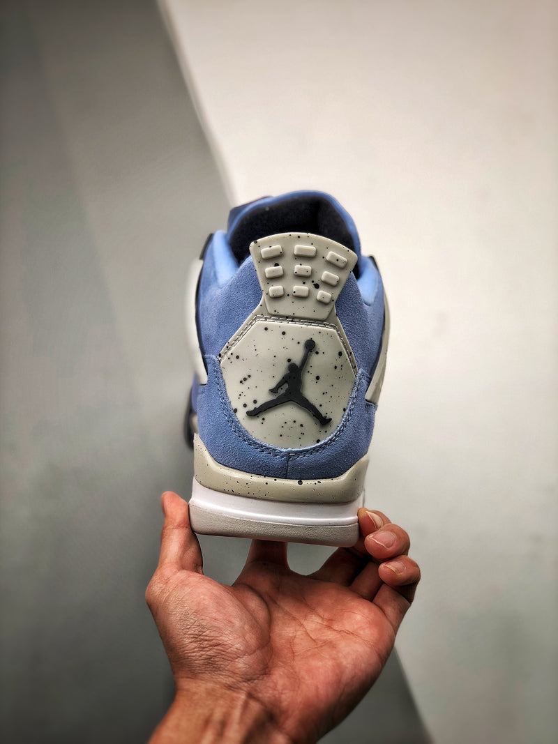 Air Jordan 4 Retro "University Blue"