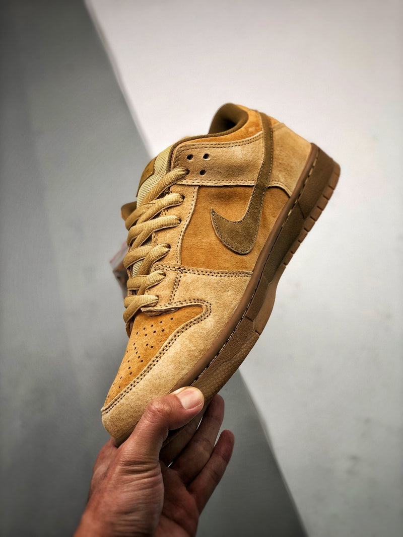 SB Dunk Low "Wheat"