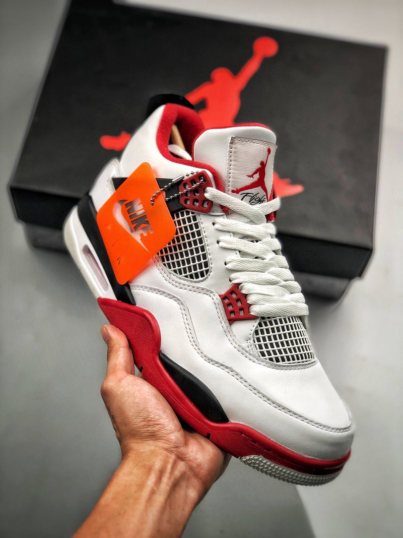 Air Jordan 4 Retro "Fire Red"