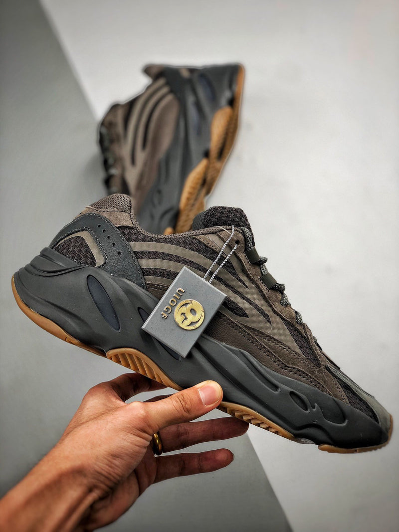 Yeezy 700 V2 "Geode"