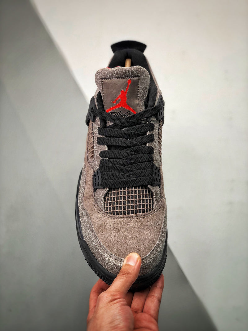 Air Jordan 4 Retro "Taupe Haze"